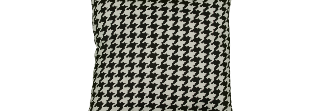 Pillow &#8211; Throw &#8211; Houndstooth